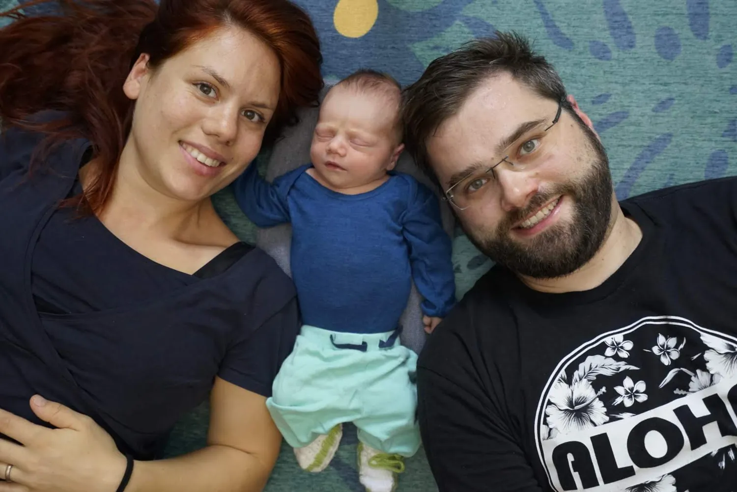 Julia, Pola und der wenige Wochen alte Koa, 2019